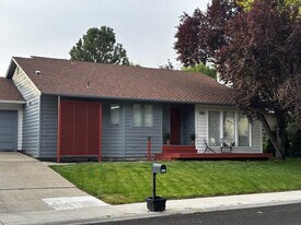 521 N Stierman Way in Eagle, ID - Building Photo