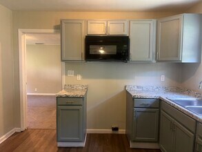 1414 Moonlite Ave in Gastonia, NC - Building Photo - Building Photo