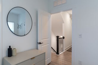 One West End in Charlotte, NC - Building Photo - Building Photo