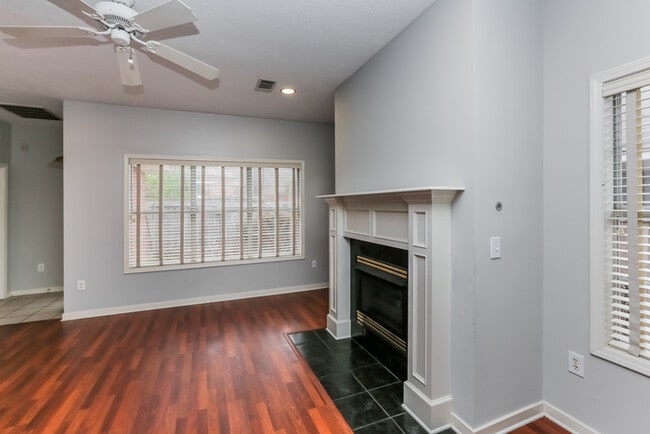 614 Camdenpark Dr in Ridgeland, MS - Building Photo - Building Photo