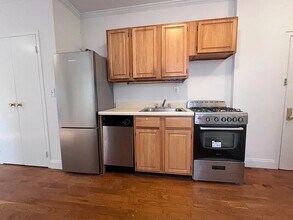 190 S 8th St in Brooklyn, NY - Foto de edificio - Building Photo