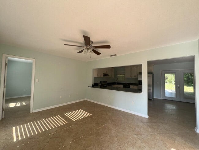 1207 Sunshine Dr in Crestview, FL - Building Photo - Building Photo