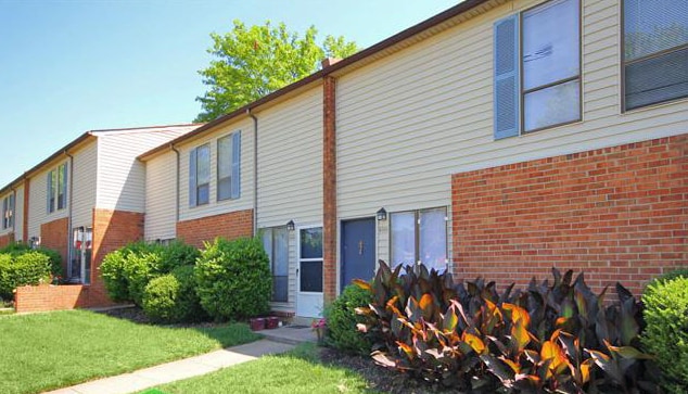 Townhouses of White Oak
