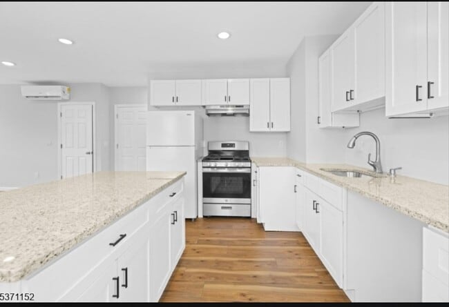 property at 87 Isabella Ave