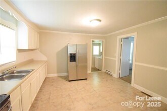 337 Fox St SW in Concord, NC - Building Photo - Building Photo