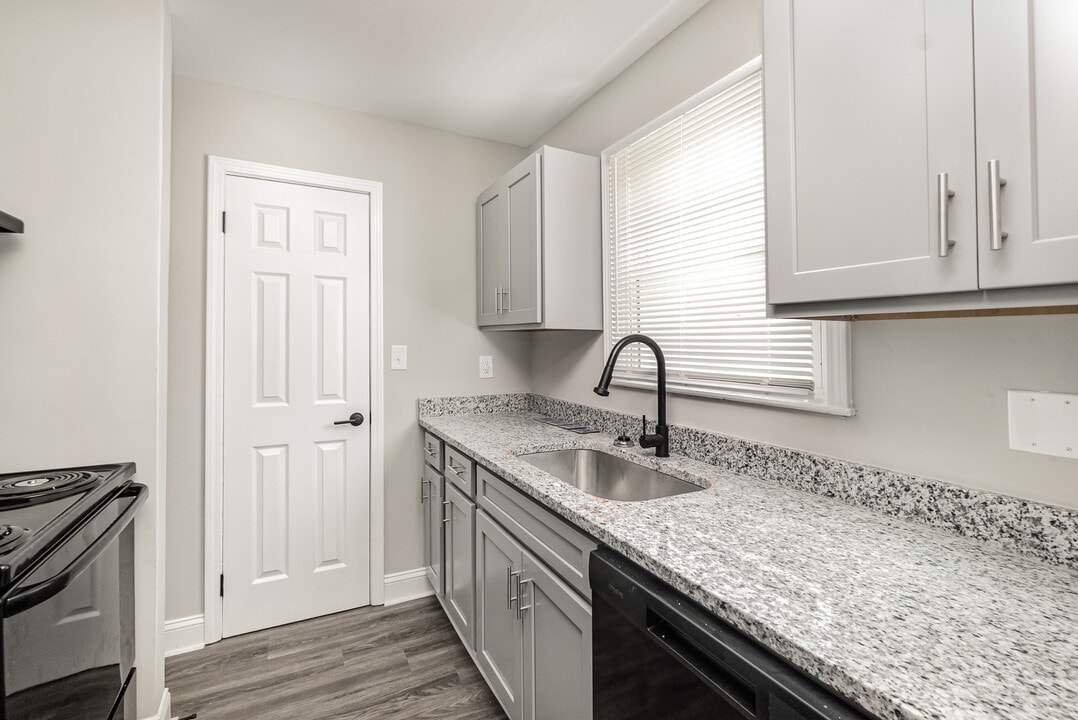 Nu Salisbury South in Salisbury, NC - Building Photo