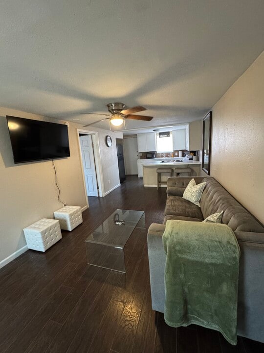 1933 S 19th St, Unit B in Abilene, TX - Foto de edificio