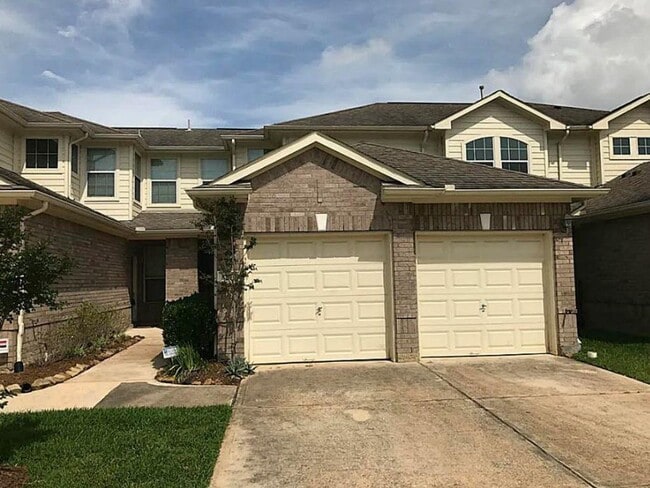 property at 8530 Sunset Loch Dr