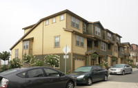 6042 Old Quarry Loop in Oakland, CA - Foto de edificio - Building Photo