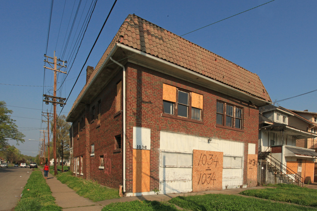 1034 Cecil Ave in Louisville, KY - Building Photo