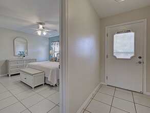 1657 Bal Harbour Dr in Venice, FL - Building Photo - Building Photo