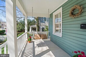 3517 Turner Ln in Chevy Chase, MD - Building Photo - Building Photo