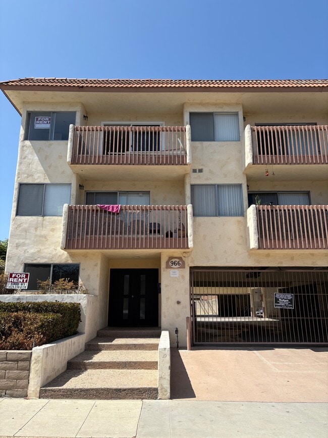San Pedro Apartments in San Pedro, CA - Building Photo - Building Photo