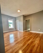 477 Dudley St, Unit 2 in Boston, MA - Building Photo - Building Photo