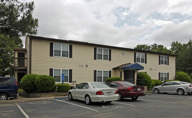 Suffolk Station Apartments in Suffolk, VA - Building Photo - Building Photo