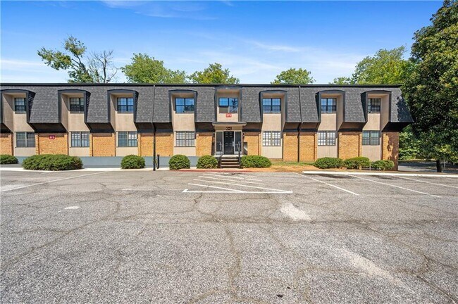 property at 375 Winding River Dr