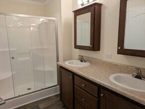 30095 Pineview Cir in Chesterfield, MI - Building Photo - Building Photo