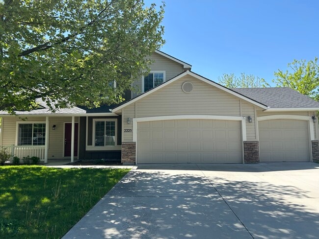 property at 2225 W Steely Ct