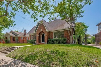 1707 Harold St in Houston, TX - Building Photo - Building Photo