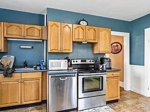 161-163 Bates Ave in Quincy, MA - Building Photo - Building Photo