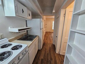 717 Fulton St in Denton, TX - Building Photo - Building Photo