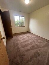 1336-1338 School Rd in Mckinleyville, CA - Building Photo - Building Photo