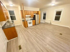 180 Federal St in St. Albans, VT - Foto de edificio - Building Photo