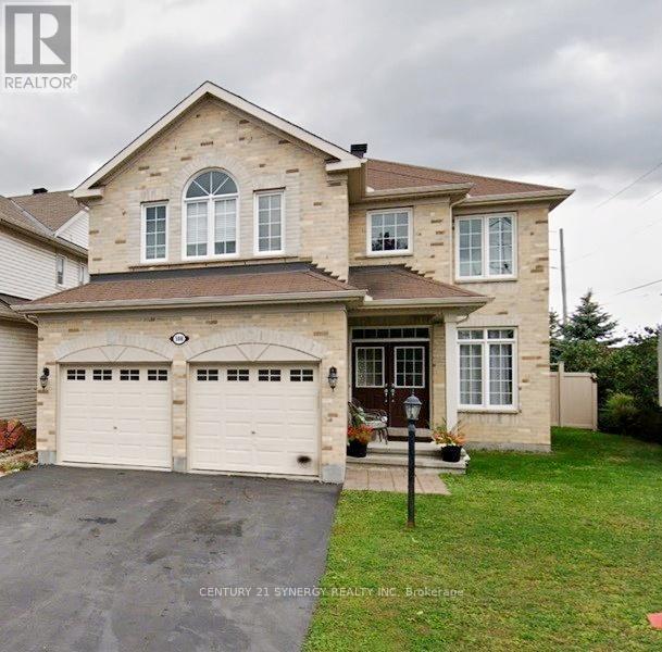 508 Kilbirnie Dr in Ottawa, ON - Building Photo