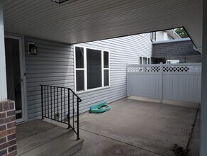 2228 Mirwyn Ct in Lincoln, NE - Building Photo - Building Photo