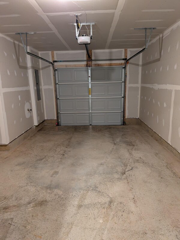 59 Bigler Rd in Inwood, WV - Foto de edificio - Building Photo