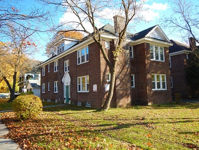 400 Harvard Pl in Syracuse, NY - Building Photo - Building Photo