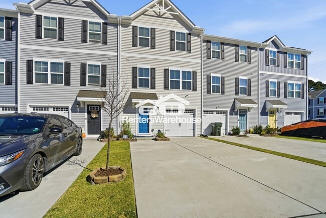 16 Cecelia Way in Suffolk, VA - Foto de edificio - Building Photo