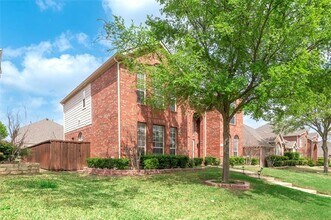 2313 Hunters Run Dr in Plano, TX - Building Photo - Building Photo