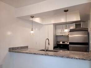 3690 137th Ave N in Largo, FL - Building Photo - Building Photo