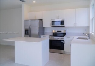 27651-27155 SW 155th Ct in Miami, FL - Building Photo - Building Photo