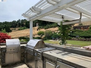 4455 Tosca Ct in Pleasanton, CA - Building Photo - Building Photo