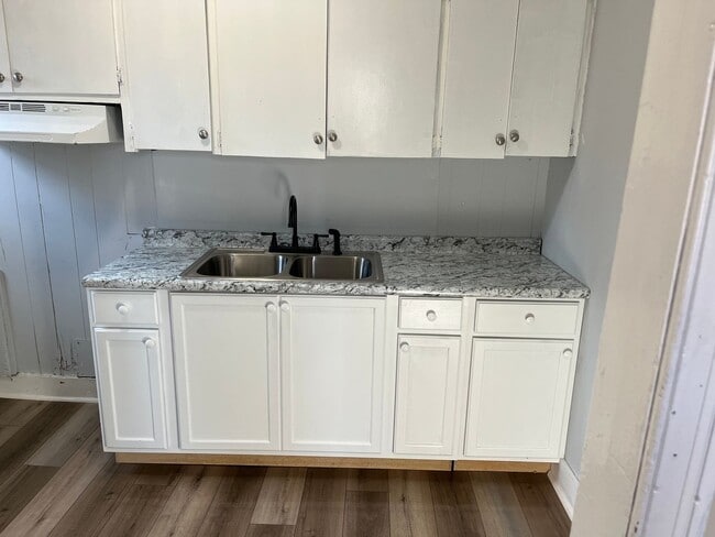 301 S Main Ave in Sylacauga, AL - Building Photo - Building Photo