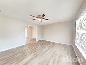 108 Tulip Grove Point, Unit 5105 in Nashville, TN - Building Photo - Building Photo