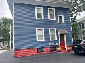 121 Rutherglen Ave in Providence, RI - Building Photo - Building Photo