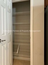 4240 Metron Dr in Jacksonville, FL - Building Photo - Building Photo