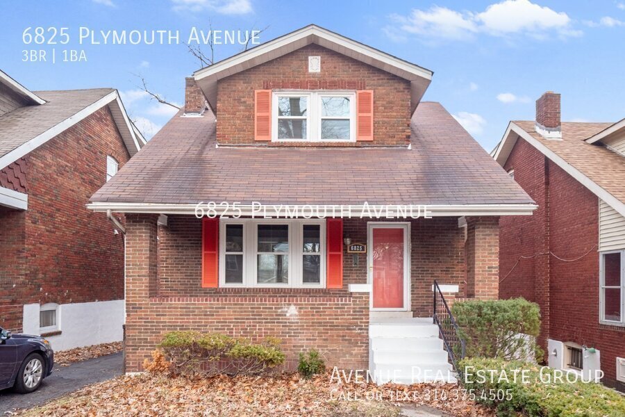 6825 Plymouth Ave in University City, MO - Building Photo