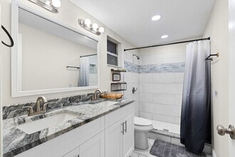 3602 E Genesee St, Unit SI ID1244340P in Tampa, FL - Foto de edificio - Building Photo