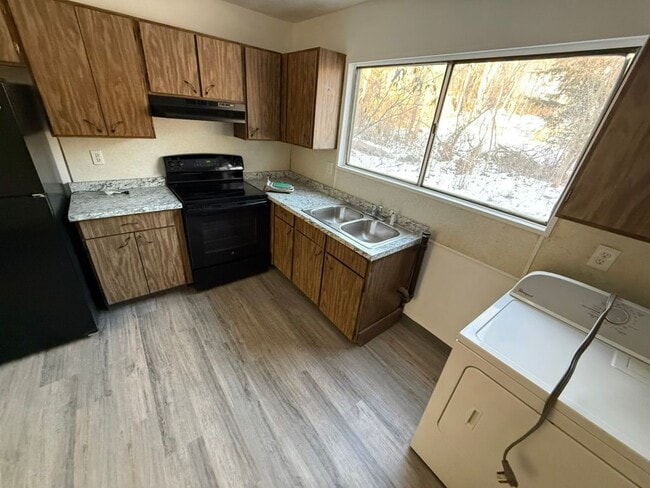 67 Dallas Terrace in Waterbury, CT - Building Photo - Building Photo