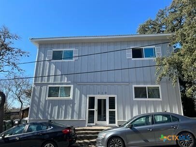 319 North St in San Marcos, TX - Building Photo