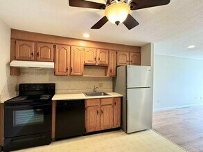 37 South St in Medford, MA - Foto de edificio - Building Photo