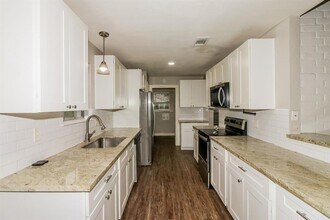 15631 Cascade Point Dr in Houston, TX - Building Photo - Building Photo