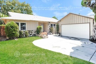 10544 Densmore Ave in Los Angeles, CA - Building Photo