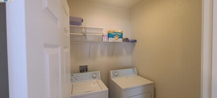 4299 Fitzwilliam St in Dublin, CA - Building Photo - Building Photo