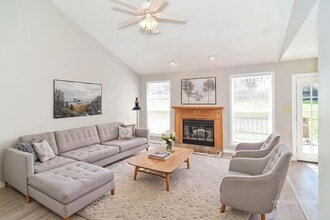 3507 Clearwater Dr in Clarksville, TN - Building Photo - Building Photo