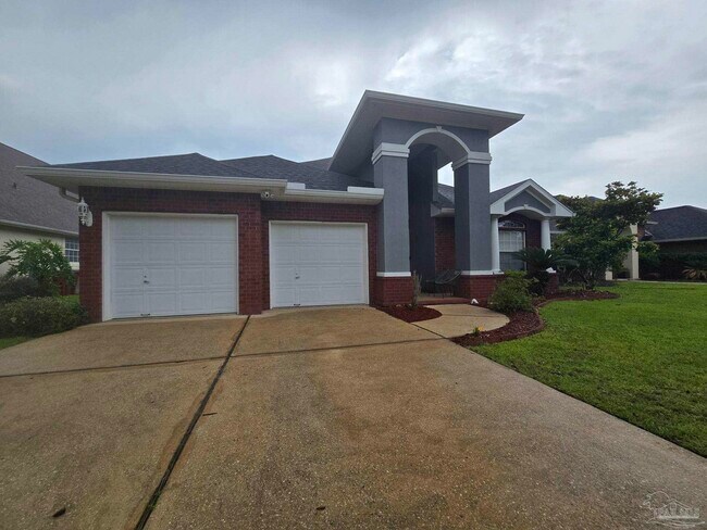 3144 Strathauer Rd in Milton, FL - Building Photo - Building Photo
